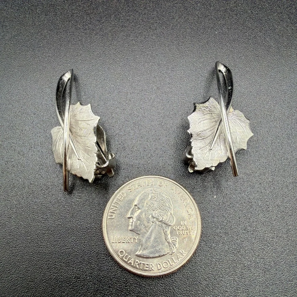 Vintage Maple Leaf Sterling Silver Clip on‎ Earrings